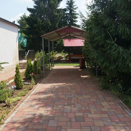 Sunny Apartman Ньїредьгаза Екстер'єр фото