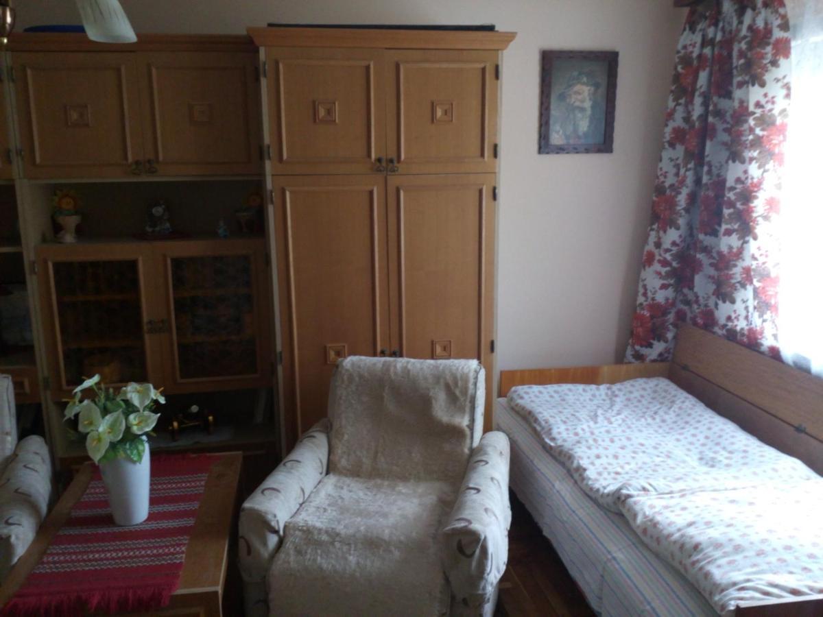 Sunny Apartman Ньїредьгаза Екстер'єр фото