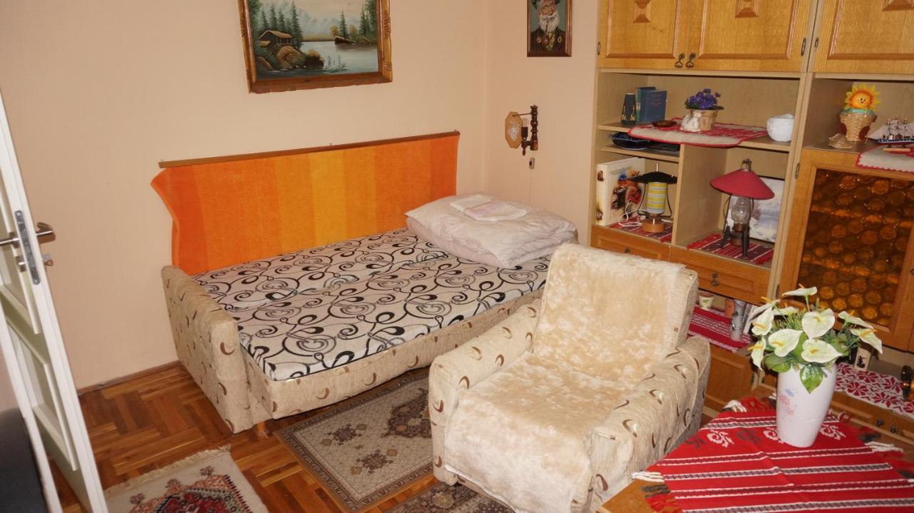 Sunny Apartman Ньїредьгаза Екстер'єр фото